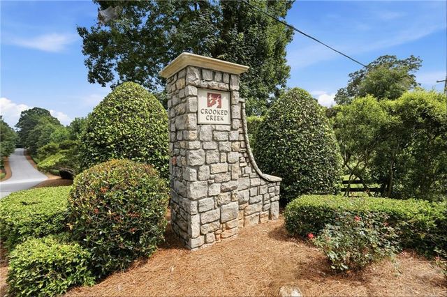 179 White Oak Trail N, Dahlonega, GA 30533