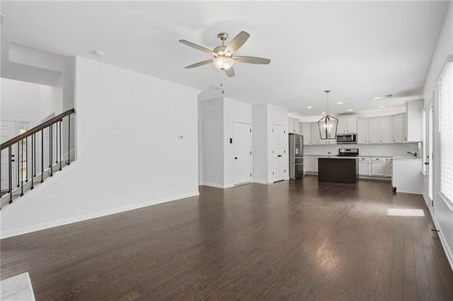 179 White Oak Trail N, Dahlonega, GA 30533