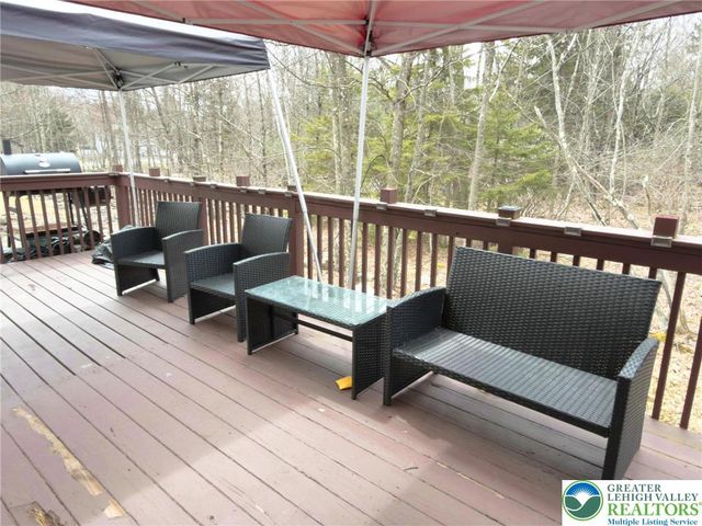 6017 Boardwalk Drive, Coolbaugh Twp, PA 18466