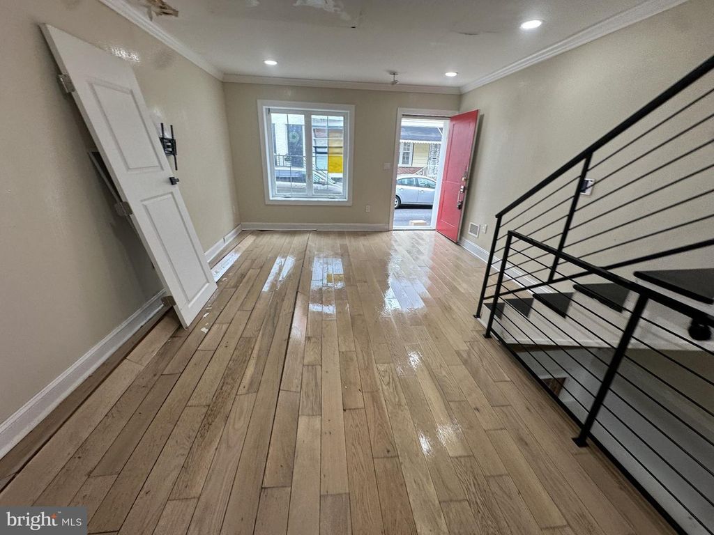 617 DUDLEY ST, PHILADELPHIA, PA 19148 — photo 4
