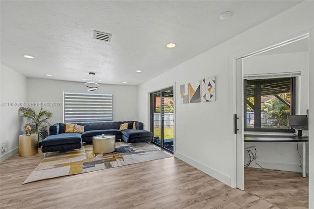 15815 SW 85th Avenue, Palmetto Bay, FL 33157