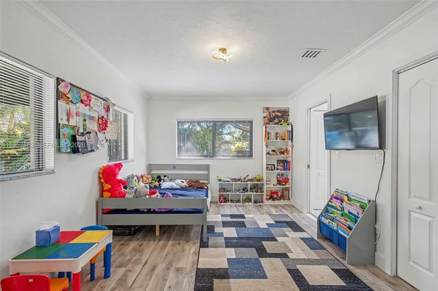 15815 SW 85th Avenue, Palmetto Bay, FL 33157