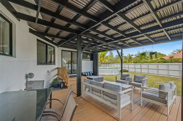 15815 SW 85th Avenue, Palmetto Bay, FL 33157