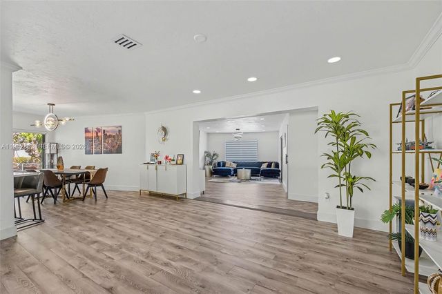 15815 SW 85th Avenue, Palmetto Bay, FL 33157