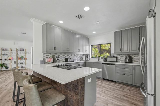 15815 SW 85th Avenue, Palmetto Bay, FL 33157
