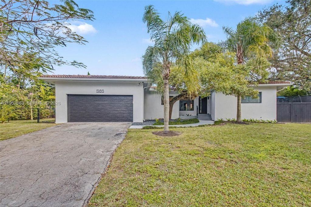 15815 SW 85th Avenue, Palmetto Bay, FL 33157