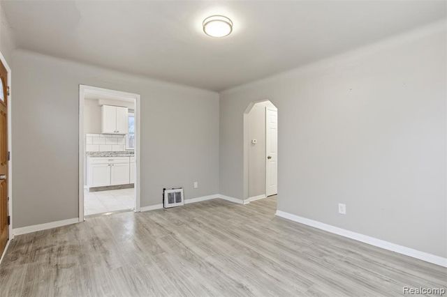 18027 Moenart Street, Detroit, MI 48234