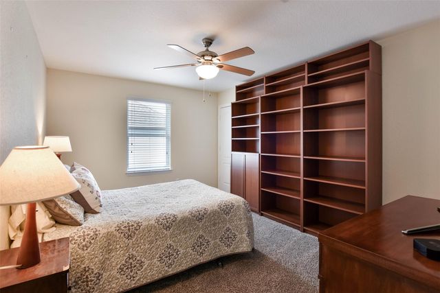 521 Middle Brook DR, Leander, TX 78641