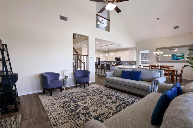 521 Middle Brook DR, Leander, TX 78641