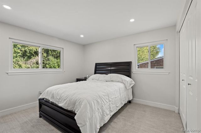 6511 Timber Ridge Drive, Bloomfield Hills, MI 48301