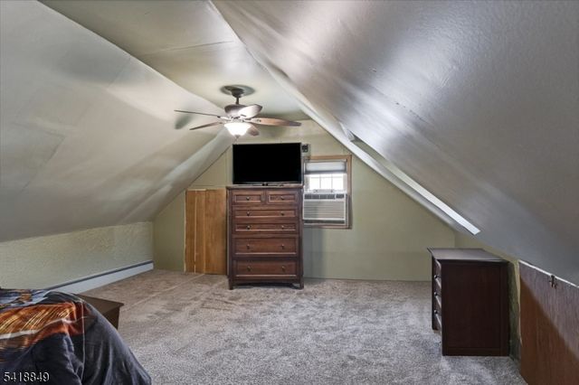 426 Brook Ct, Plainfield City, NJ 07060