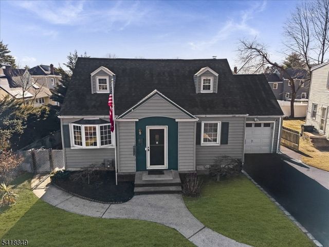 426 Brook Ct, Plainfield City, NJ 07060