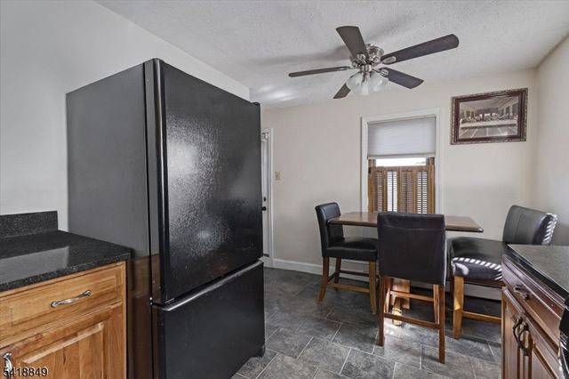 426 Brook Ct, Plainfield City, NJ 07060