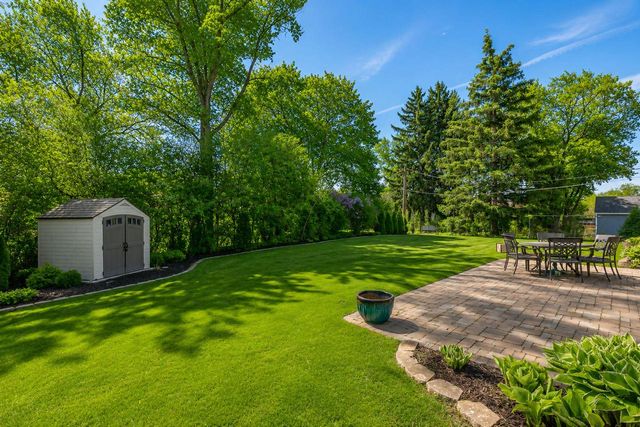 1430 Woodside LANE, Elm Grove, WI 53122