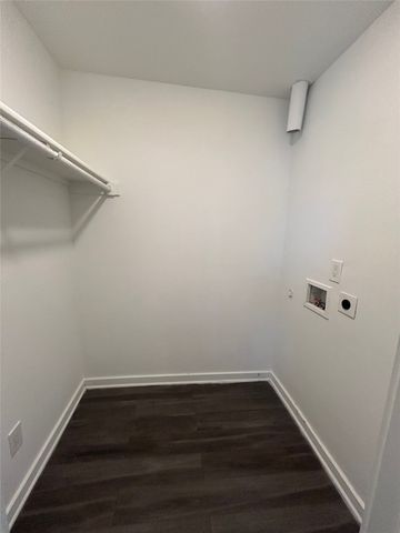 321 E 8th Street 107, Dallas, TX 75203