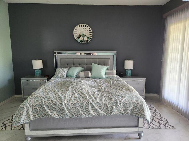 1208 Canyon Lakes Dr, Kennewick, WA 99337