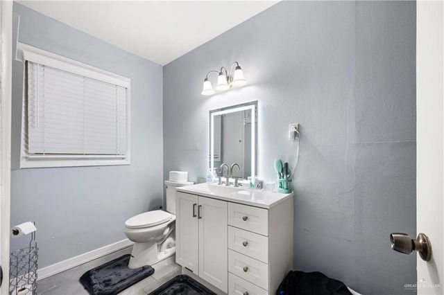 205 W Hurst Avenue, Harlingen, TX 78550
