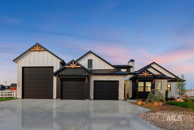 13585 Centerland Dr, Caldwell, ID 83607