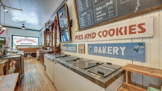453 State Highway 334, Johnstown, NY 12095