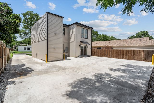 3241 Waits Avenue, Fort Worth, TX 76109