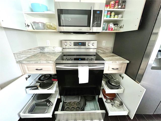 1268 W HILLSBOROUGH BOULEVARD, North Port, FL 34288