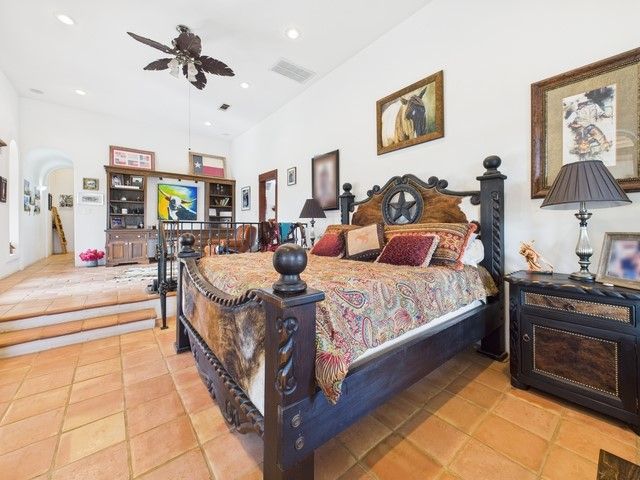 8414 County Road 3907, Athens, TX 75752