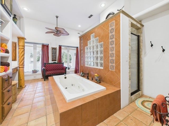 8414 County Road 3907, Athens, TX 75752