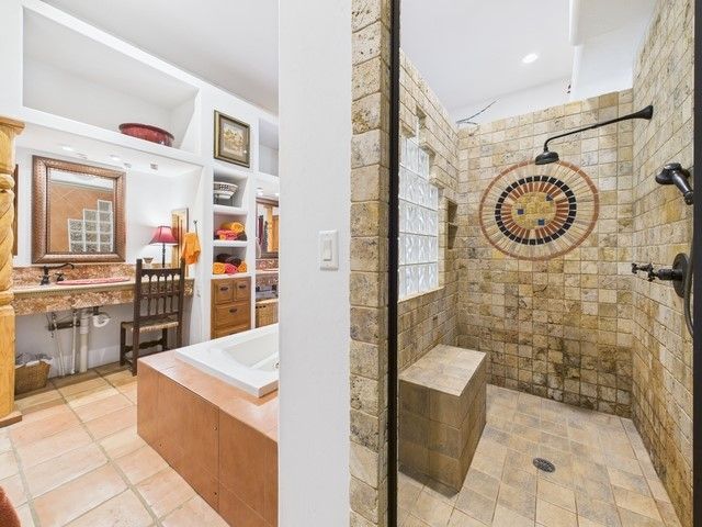 8414 County Road 3907, Athens, TX 75752