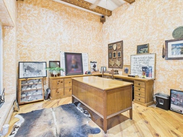 8414 County Road 3907, Athens, TX 75752