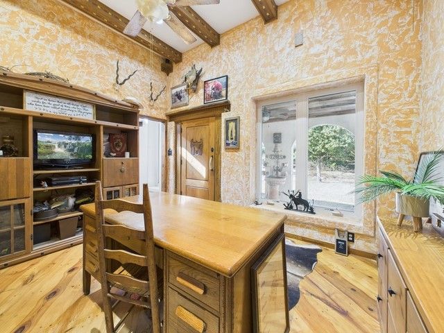 8414 County Road 3907, Athens, TX 75752