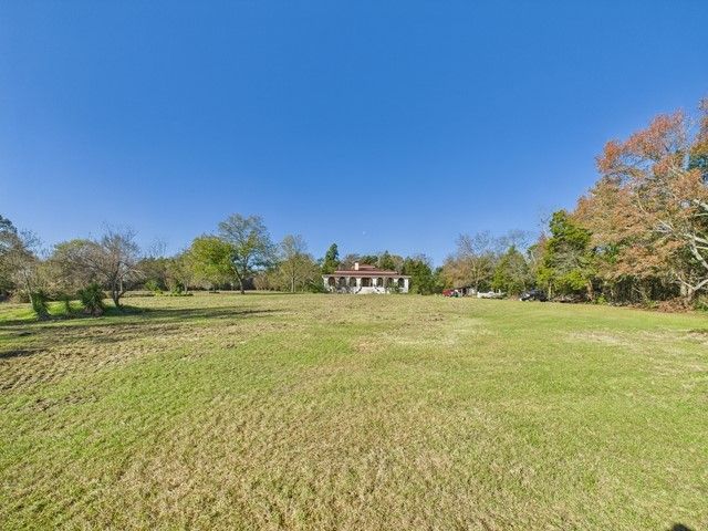 8414 County Road 3907, Athens, TX 75752