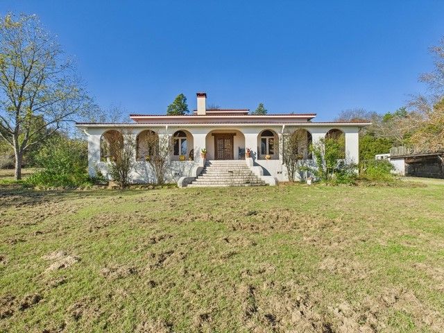 8414 County Road 3907, Athens, TX 75752