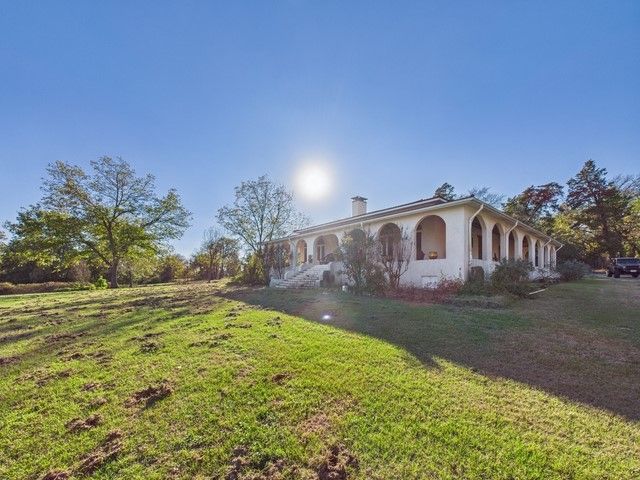 8414 County Road 3907, Athens, TX 75752