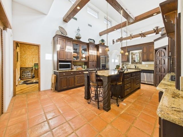 8414 County Road 3907, Athens, TX 75752