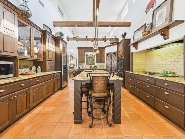 8414 County Road 3907, Athens, TX 75752