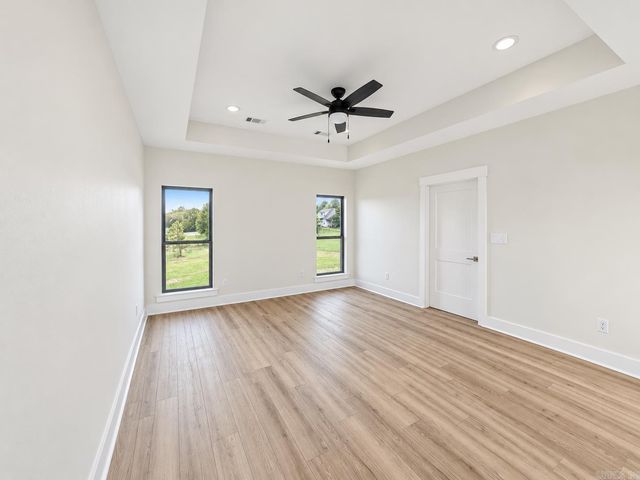 1 Bella View Drive, Greenbrier, AR 72058