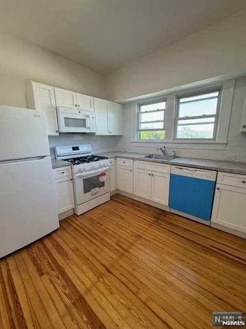 14 Overlook Avenue 2, North Haledon, NJ 07508