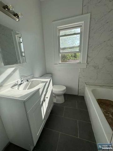 14 Overlook Avenue 2, North Haledon, NJ 07508