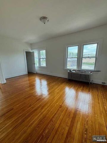 14 Overlook Avenue 2, North Haledon, NJ 07508
