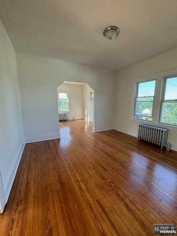 14 Overlook Avenue 2, North Haledon, NJ 07508