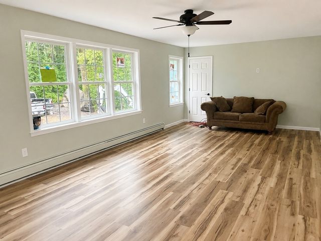 90 Secret Lake Rd., Phillipston, MA 01331