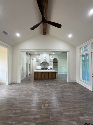 13927 Cedar Hill Ln, Tyler, TX 75704