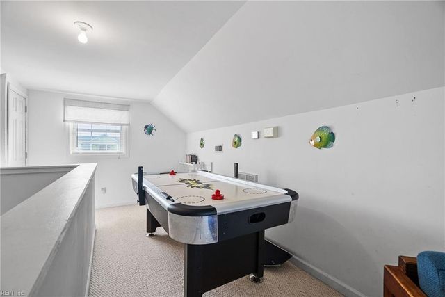 601 Pine ST, Cape Charles, VA 23310