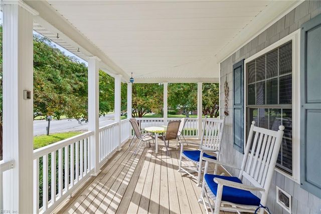 601 Pine ST, Cape Charles, VA 23310