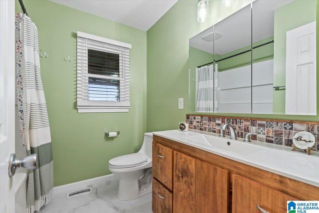 1745 OAKMONT DRIVE, Cullman, AL 35055