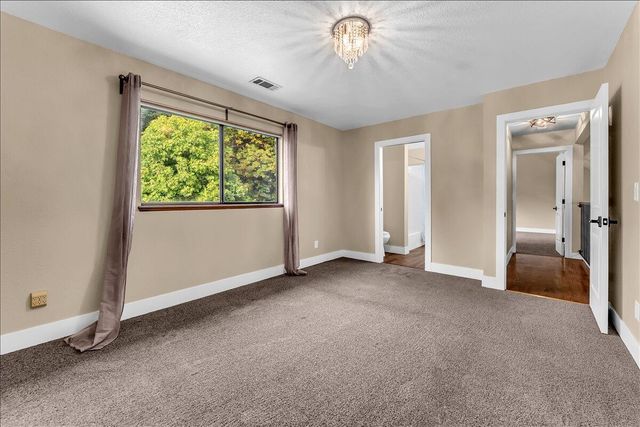 3036 Monte Bello Drive, Redding, CA 96001