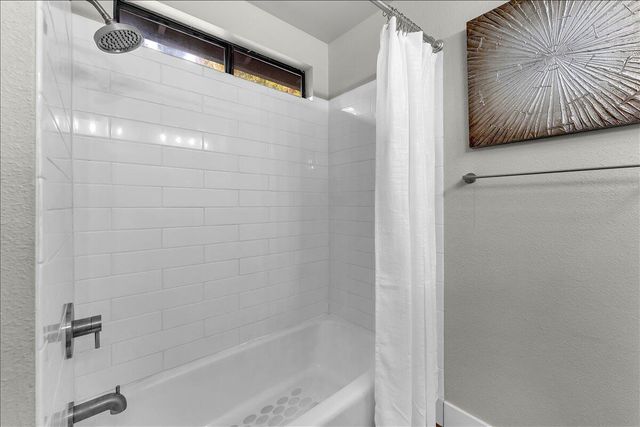 3036 Monte Bello Drive, Redding, CA 96001