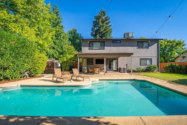 3036 Monte Bello Drive, Redding, CA 96001