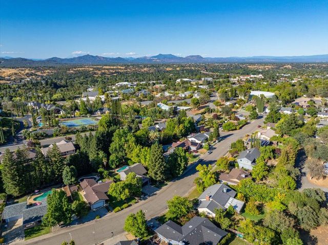 3036 Monte Bello Drive, Redding, CA 96001