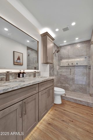 1362 E WICKIEUP Lane, Phoenix, AZ 85024